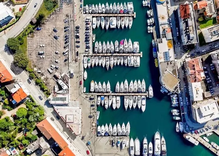 R&b Апартаменты *